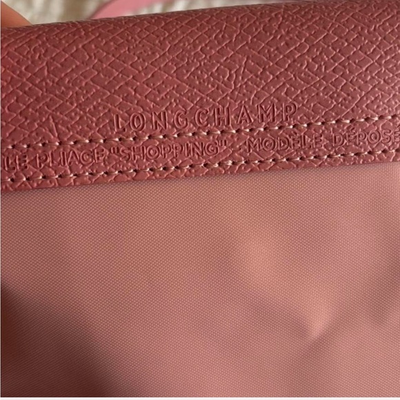 Pink Longchamp - Picture 3 of 8